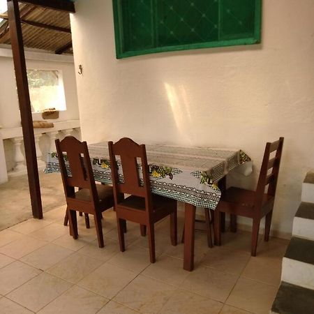 Chale No Jardim Ar Condicionado Pereque Acu Villa Убатуба Екстериор снимка